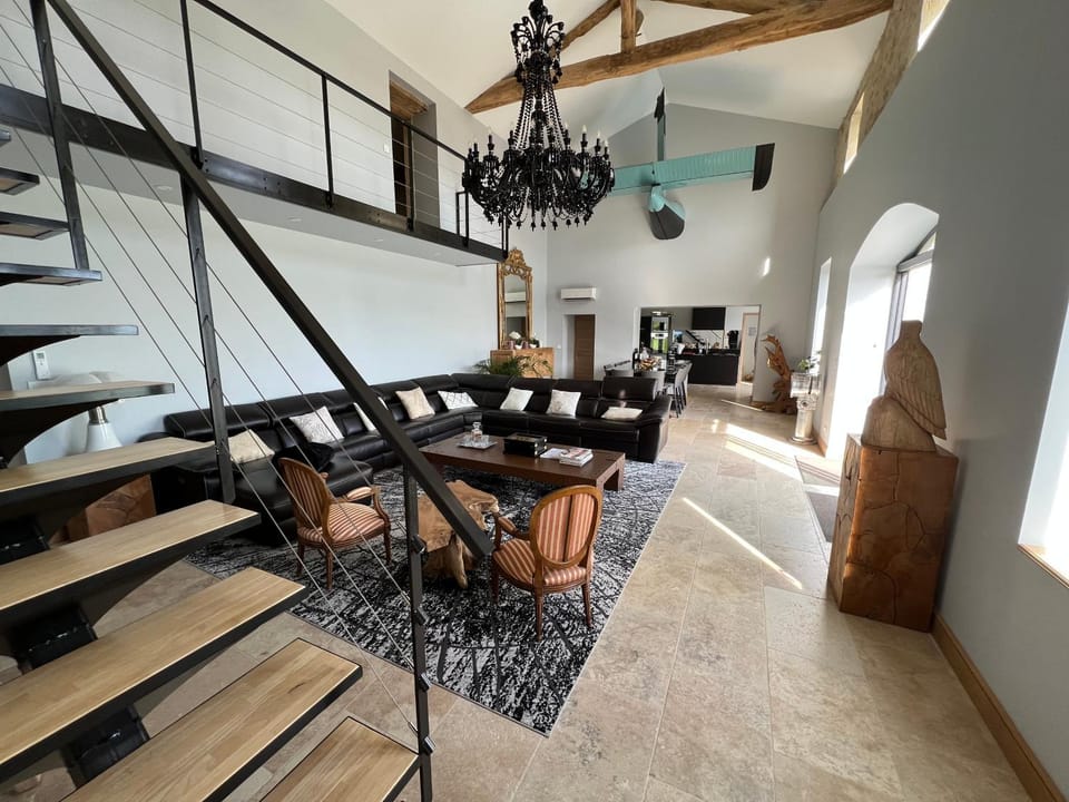 Le domaine Reine Sully Bed and Breakfast in Nouvelle-Aquitaine