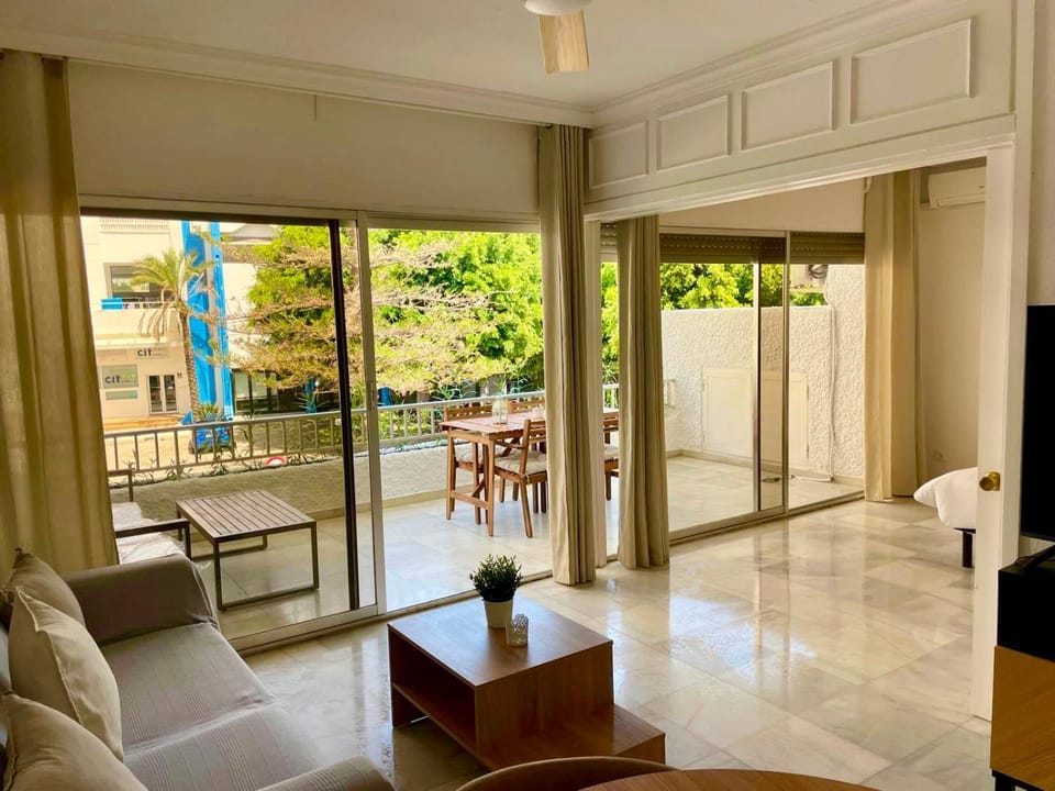 Balcony/Terrace, Living room