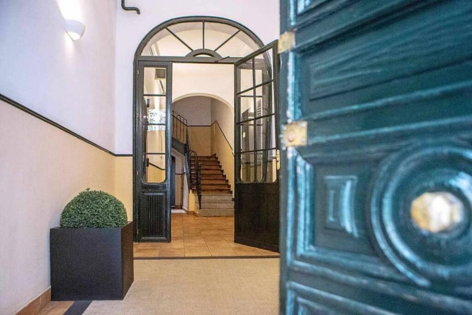 Calle Huertas Corazón by RegalateMadrid Apartment in Centro