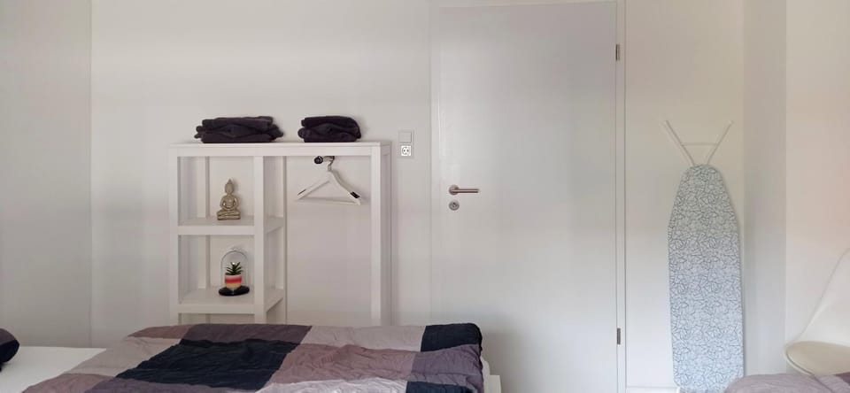 furniture, towels, wardrobe