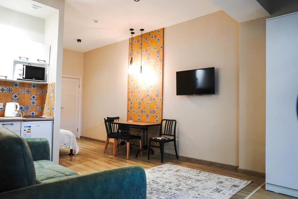 Tomiris Lady's Capsul hostel only for women Capsule hotel in Almaty