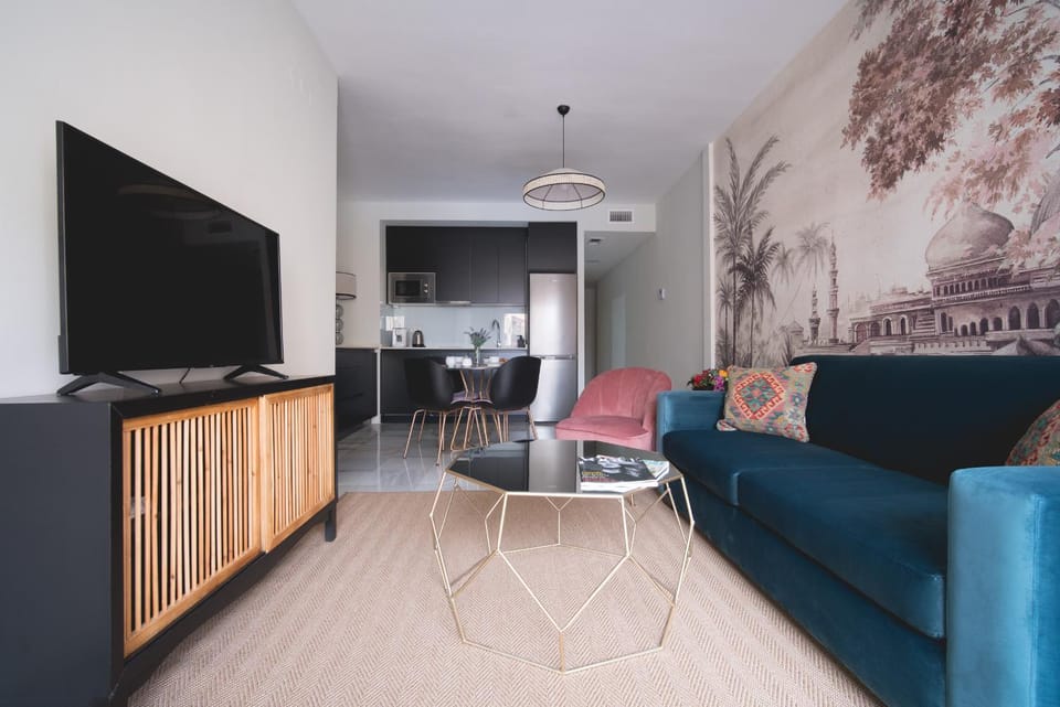 TV and multimedia, Living room, Seating area
