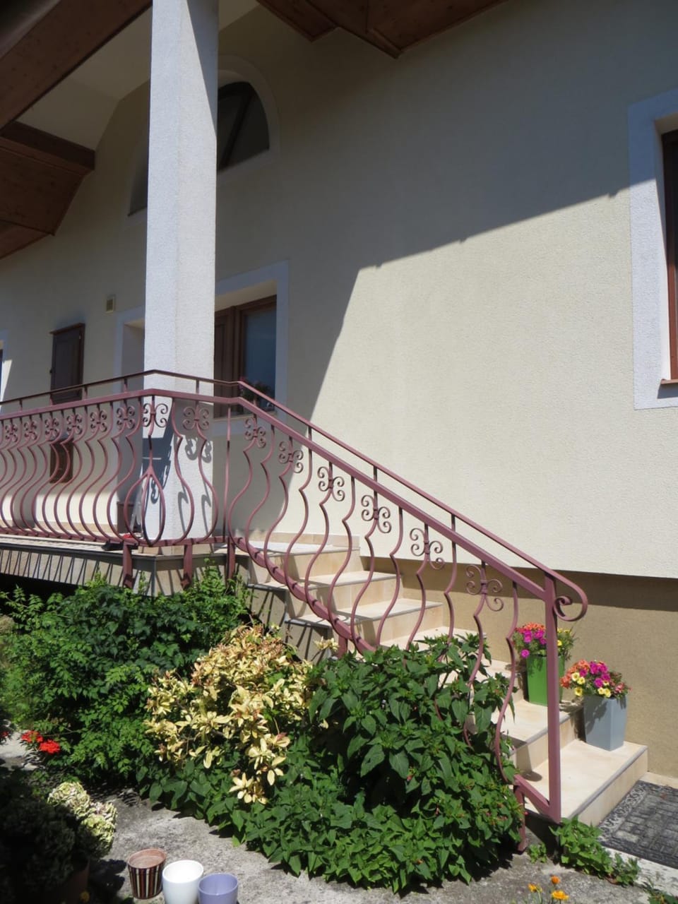 Facade/entrance