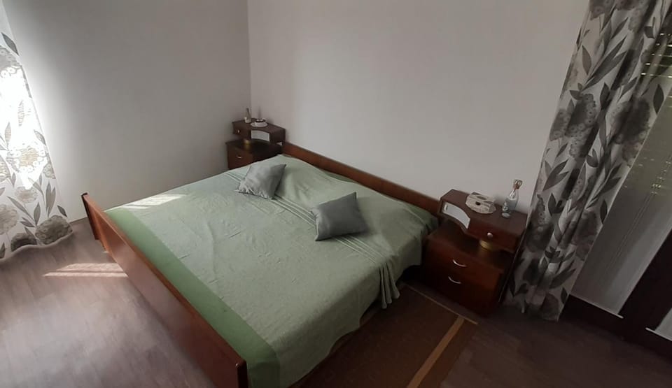 Ina 2 Apartment in Istria County