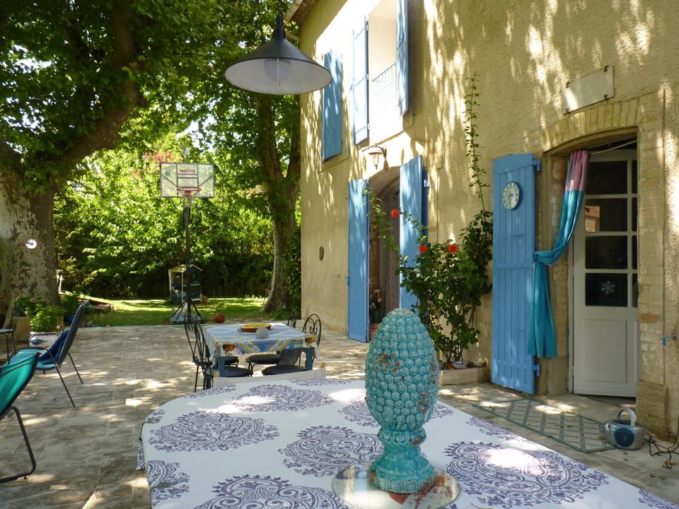 Patio, Internal: Not applicable to any particular room
