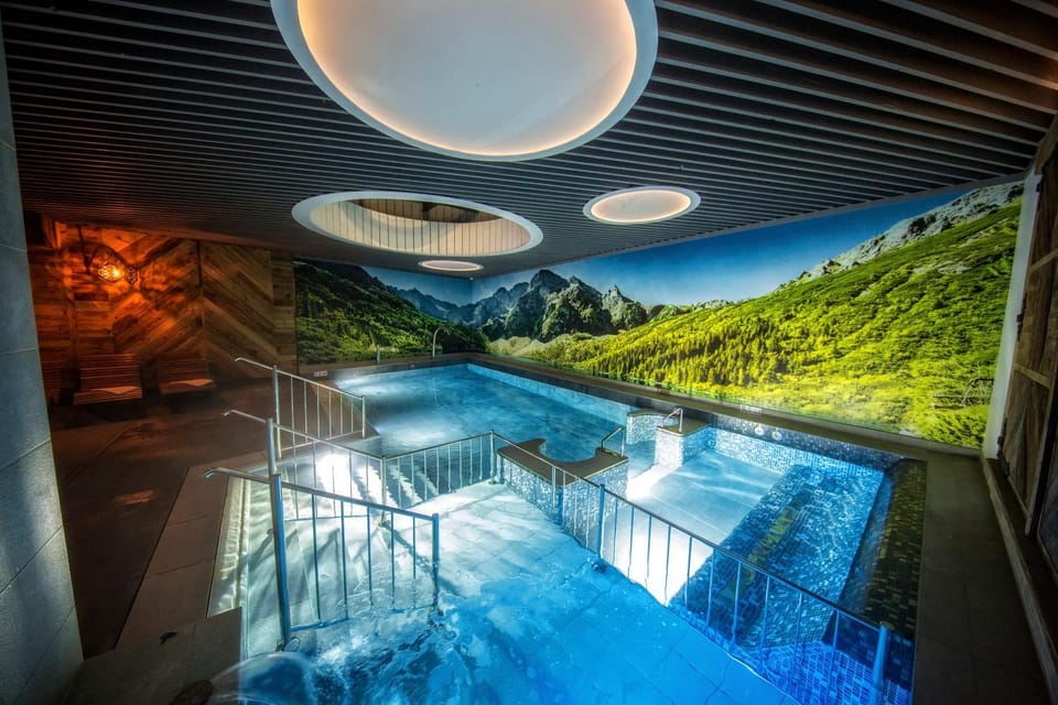 Pool view, Swimming pool, Swimming pool