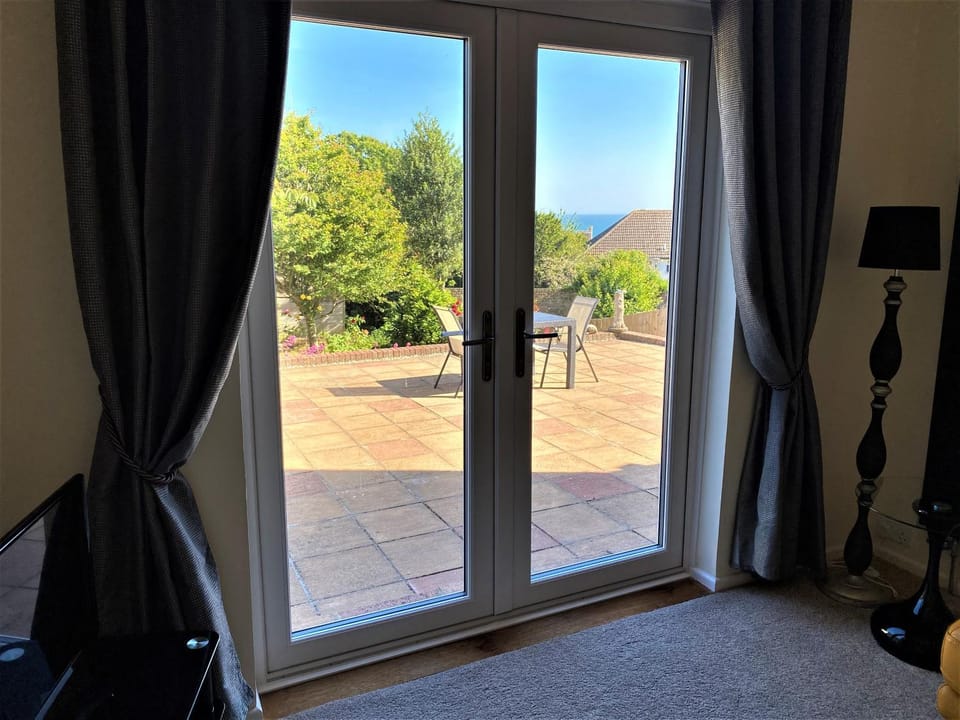 Luxury Suntrap in Private Complex St Leonards Apartment in Hastings