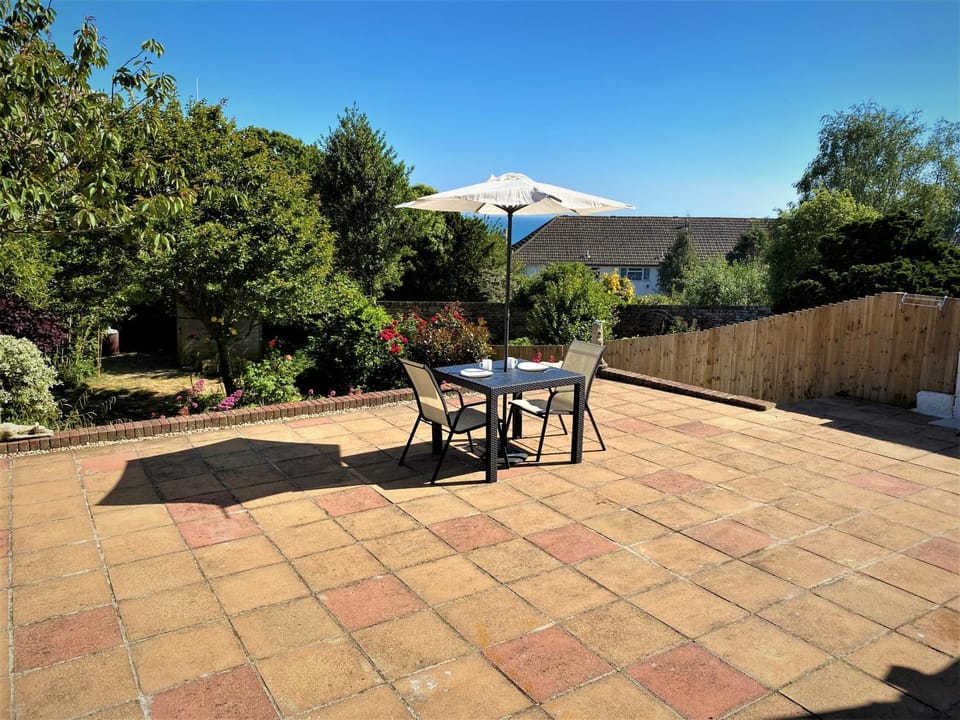 Luxury Suntrap in Private Complex St Leonards Apartment in Hastings