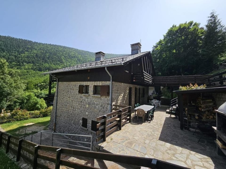Property building, Patio, BBQ facilities