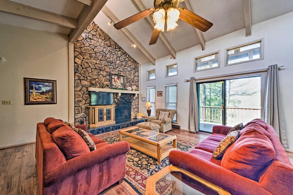 Spacious Ruidoso Retreat: Game Room & Pool Access! House in Ruidoso