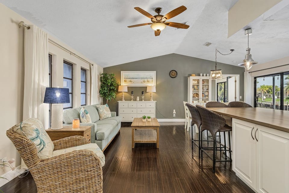 Canal-Front Oasis w/ Dock & Kayaks in Cape Coral! House in Cape Coral