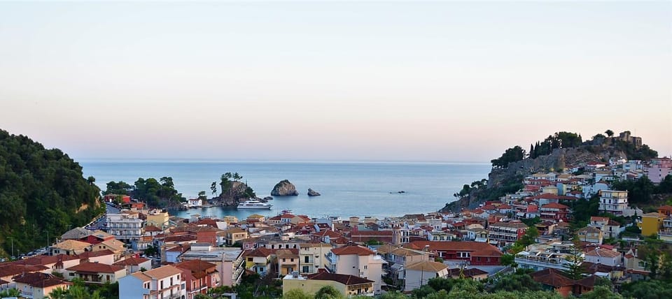 City view, Sea view