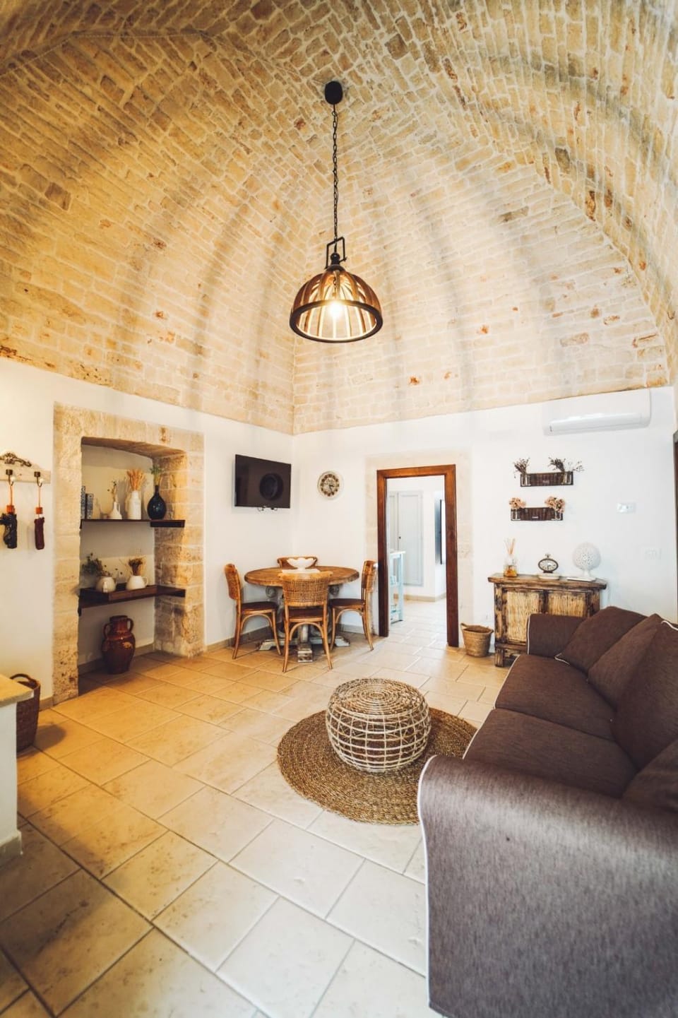 Trullo Malvasia-Trulli Antì Charme & Relax Bed and Breakfast in Province of Taranto