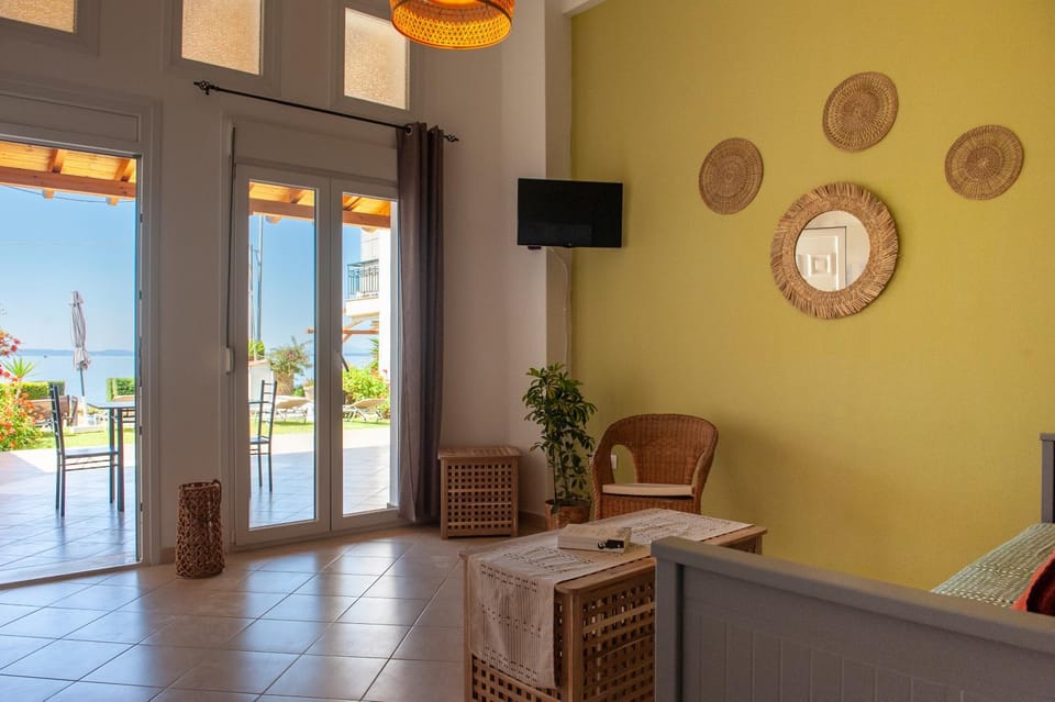 Christina's Sea House Apartment in Nikiti