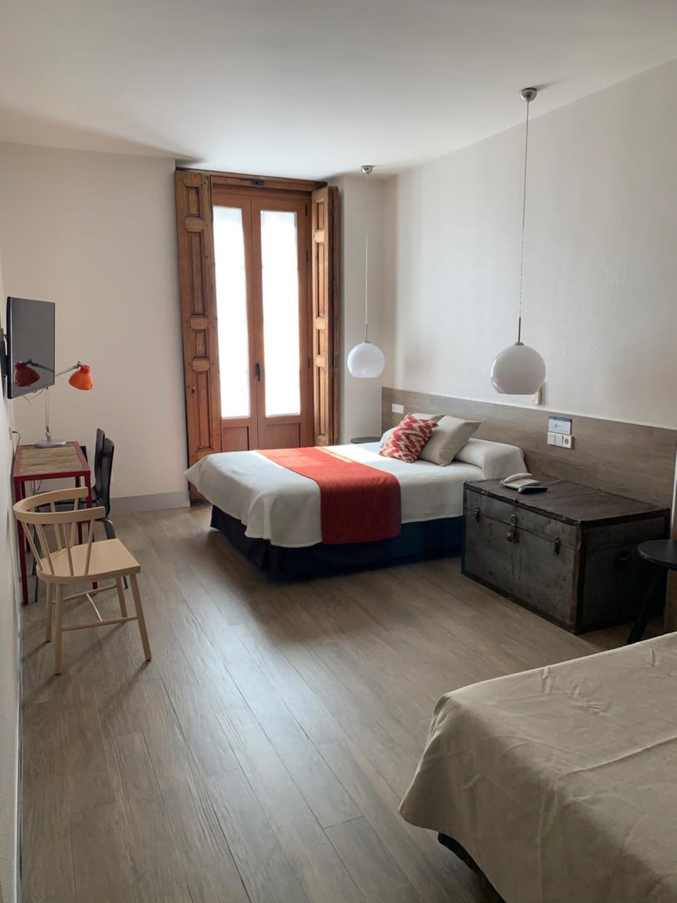 Photo of the whole room