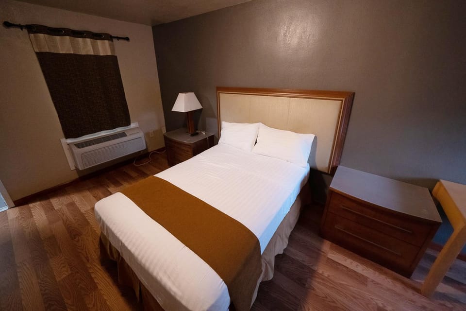 Stay Inn Suite Hotel in Stockton