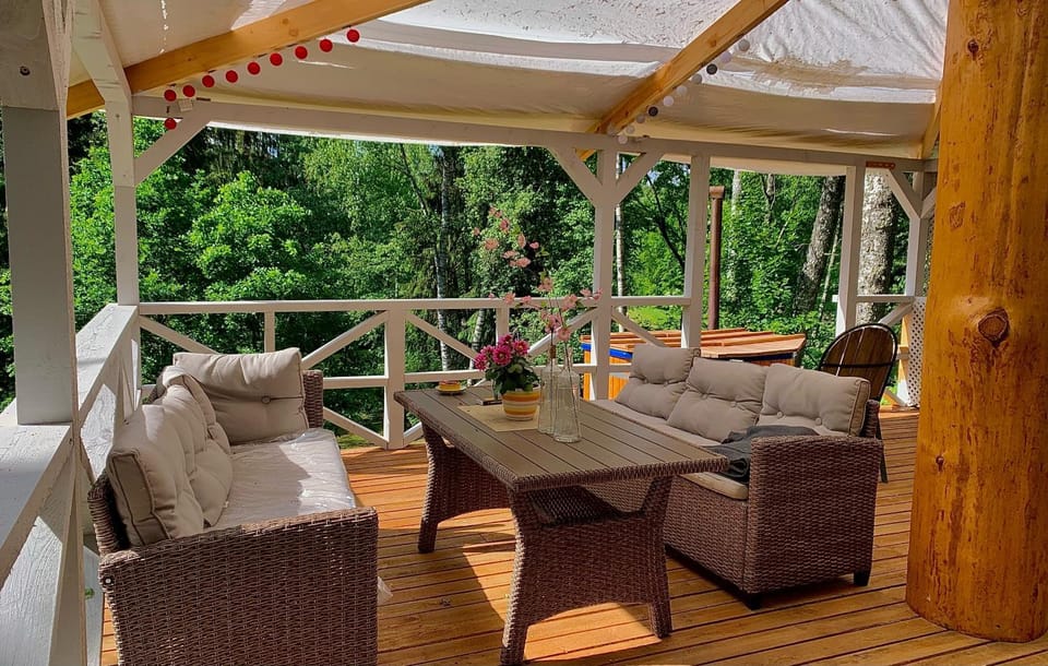Patio, Spring, Seating area, Garden view