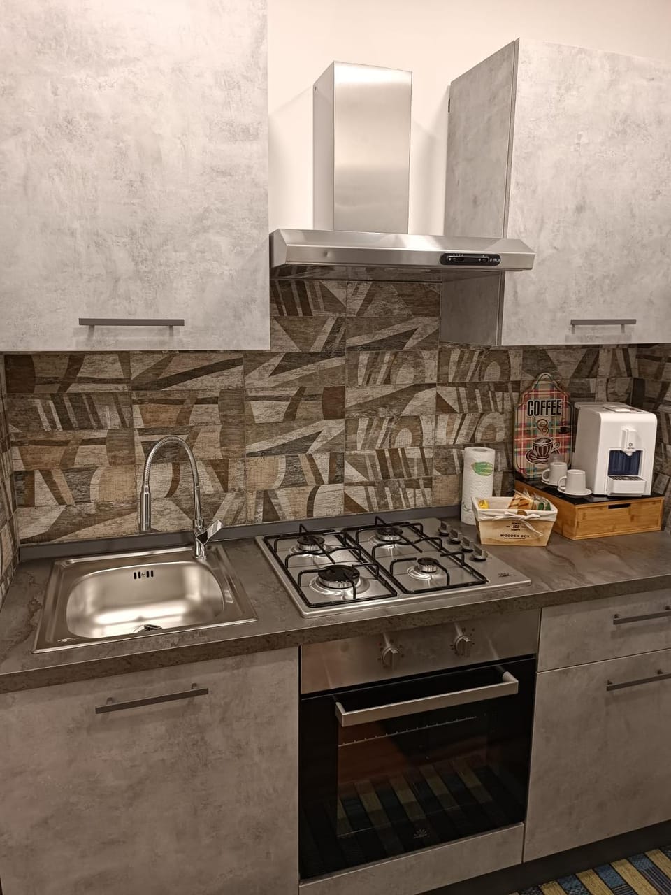 La casa in piazzetta Apartment in Sicily