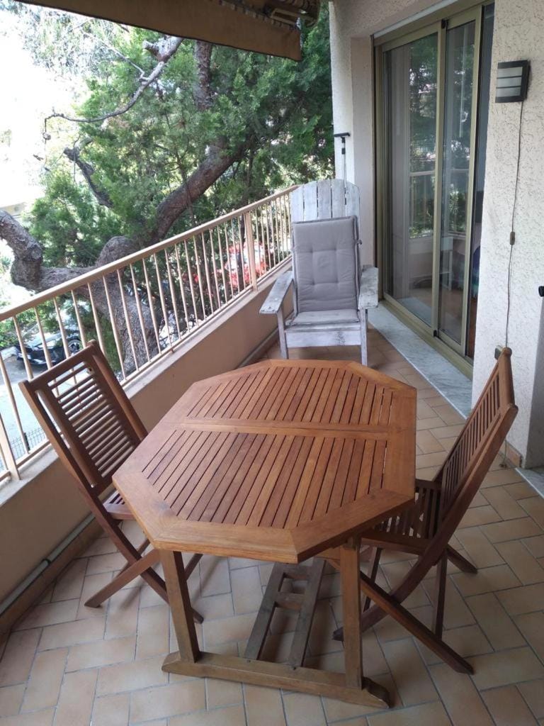 GOLFE JUAN 3P MER PARKING Apartment in Antibes