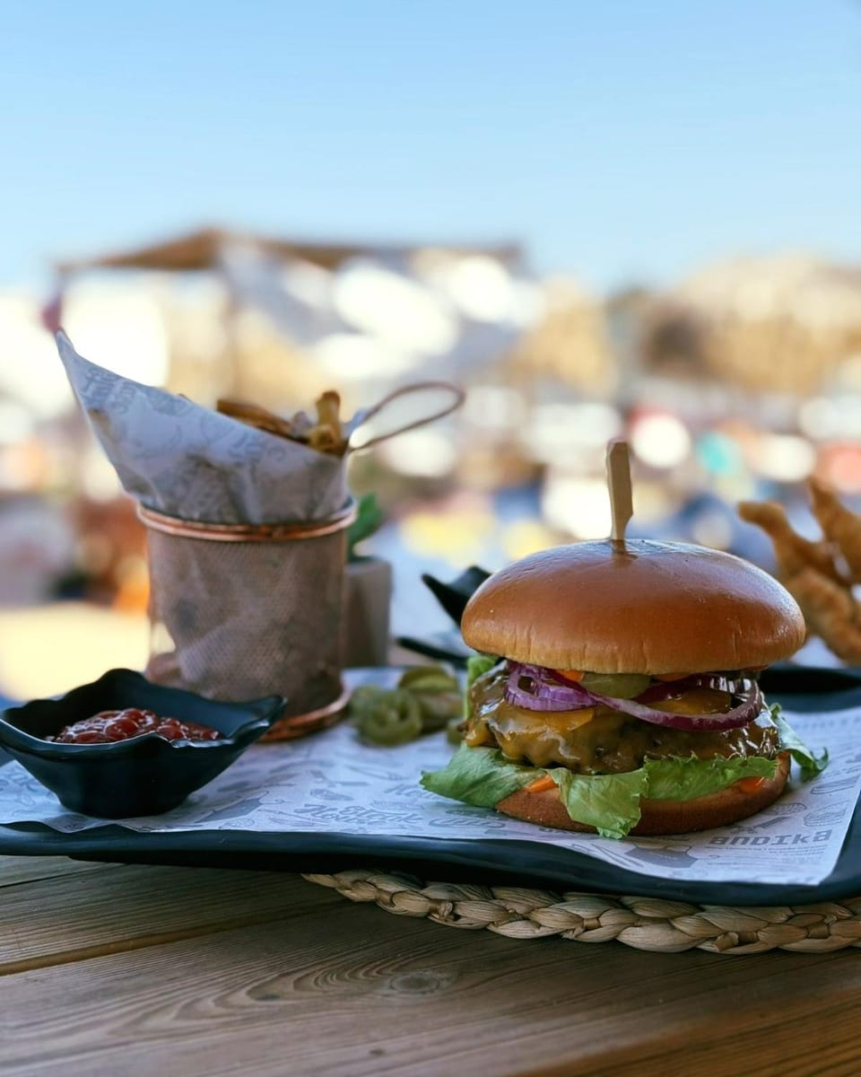 Food and drinks, Food