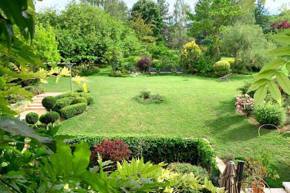 Garden, Garden view