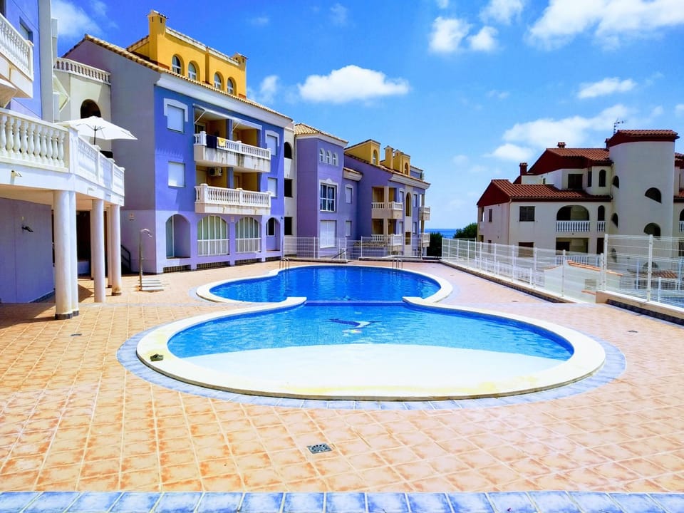 Property building, Swimming pool