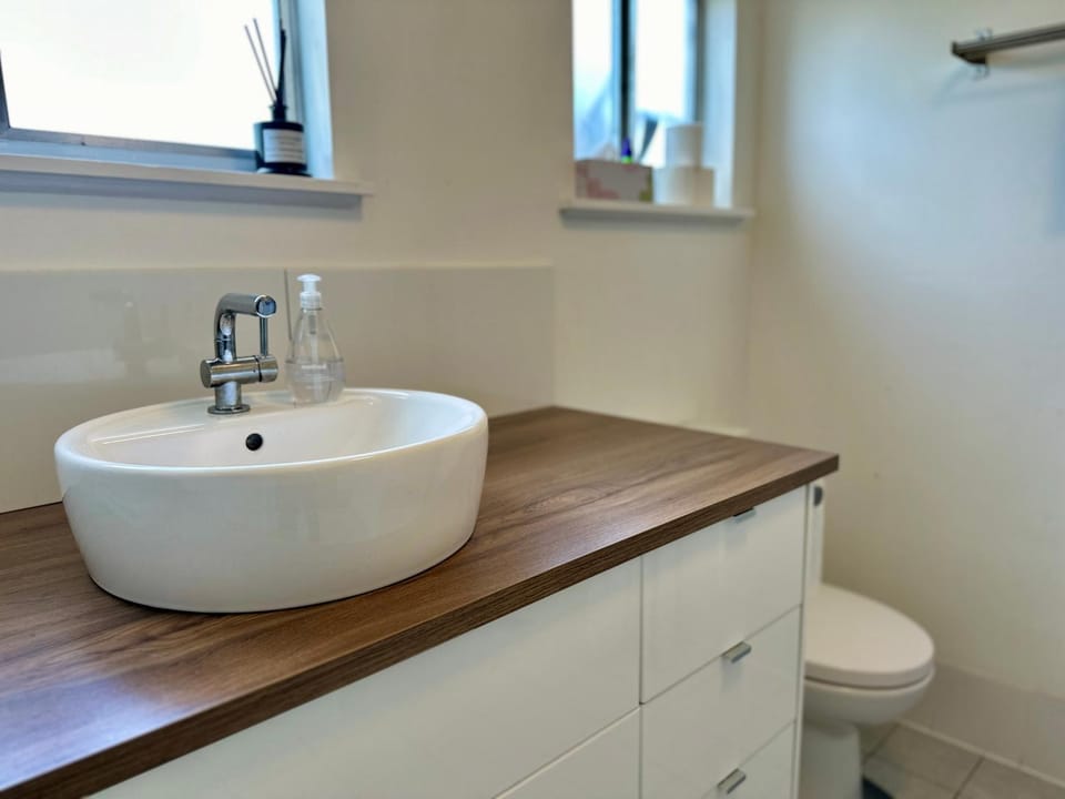 The Old Bakery Guesthouse, Harden Apartment in New South Wales