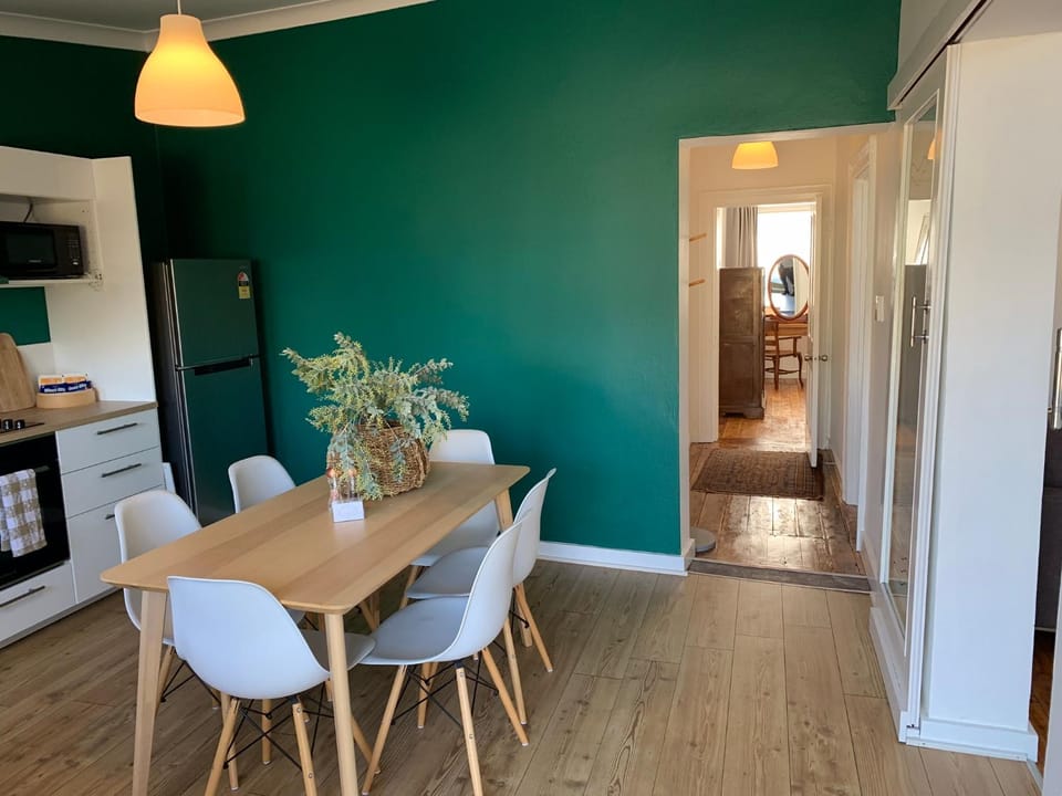 The Old Bakery Guesthouse, Harden Apartment in New South Wales