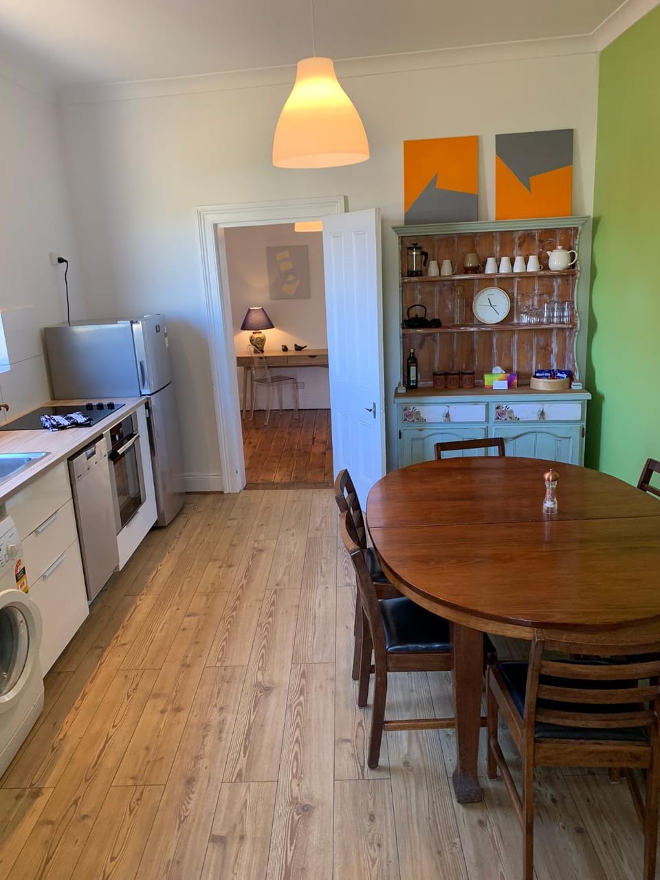 Photo of the whole room