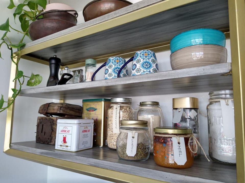 Kitchen or kitchenette