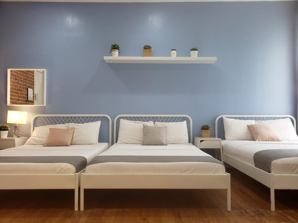 Hotel and the City, Empire State Building Apartment in Midtown