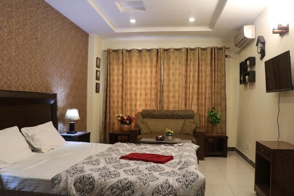 Cozy Studio Apartment In Bahria town Apartment in Islamabad