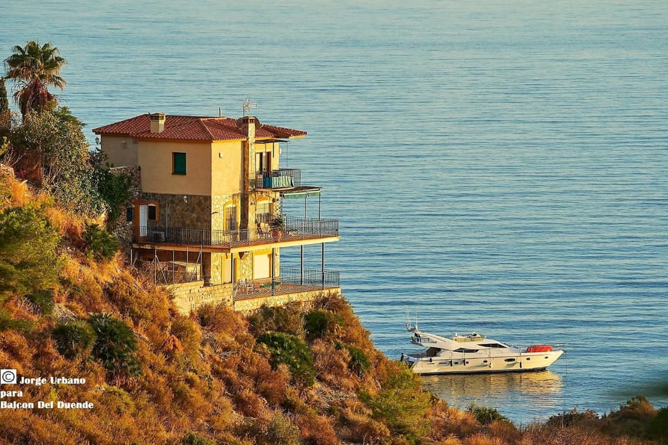 Property building, Natural landscape, Mountain view, River view, Sea view