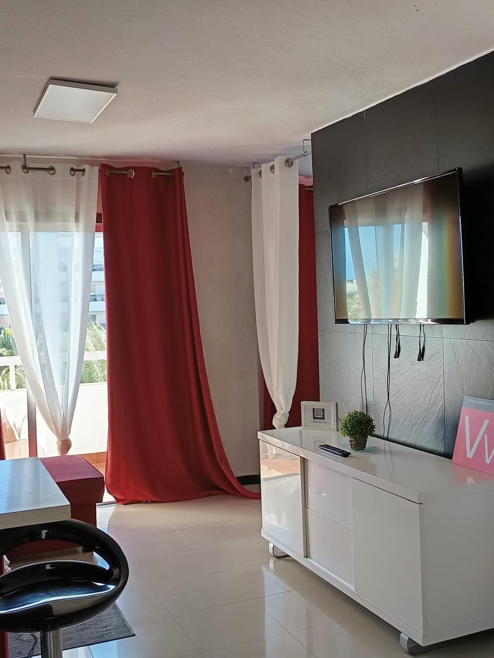 TV and multimedia, Living room, Seating area