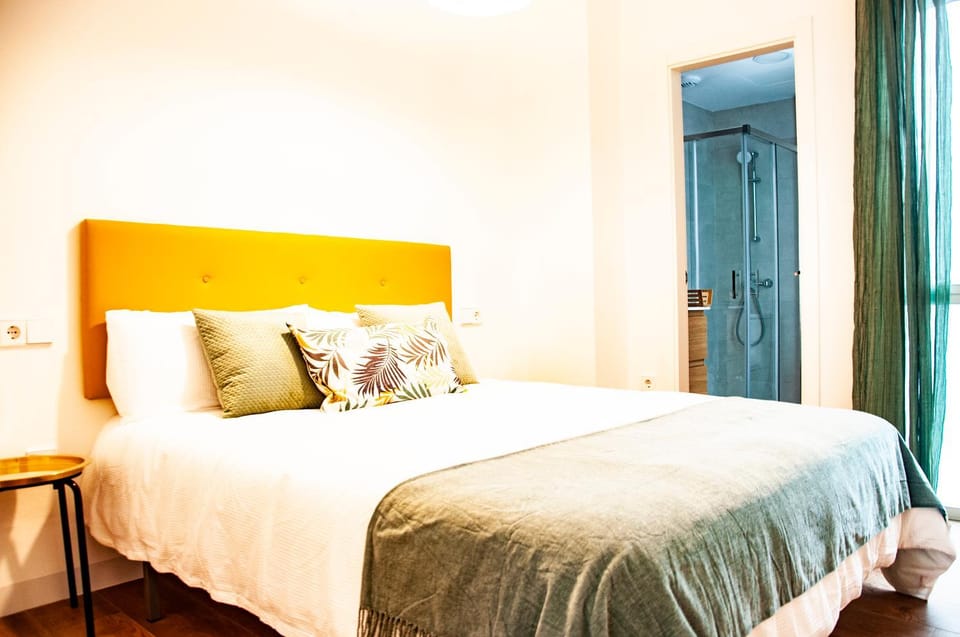 Bed, Bedroom