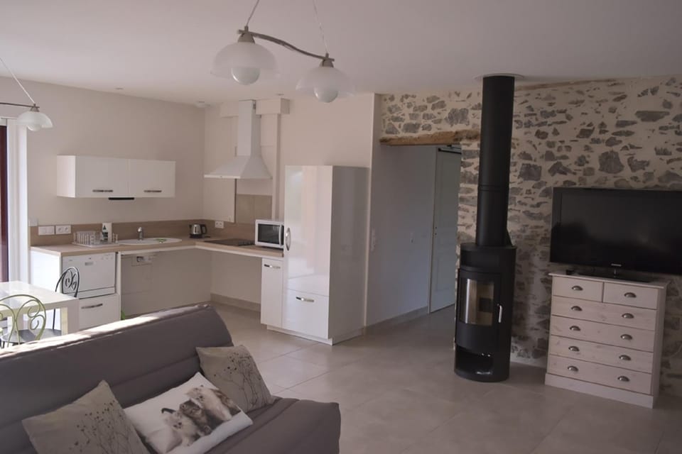 TV and multimedia, Kitchen or kitchenette