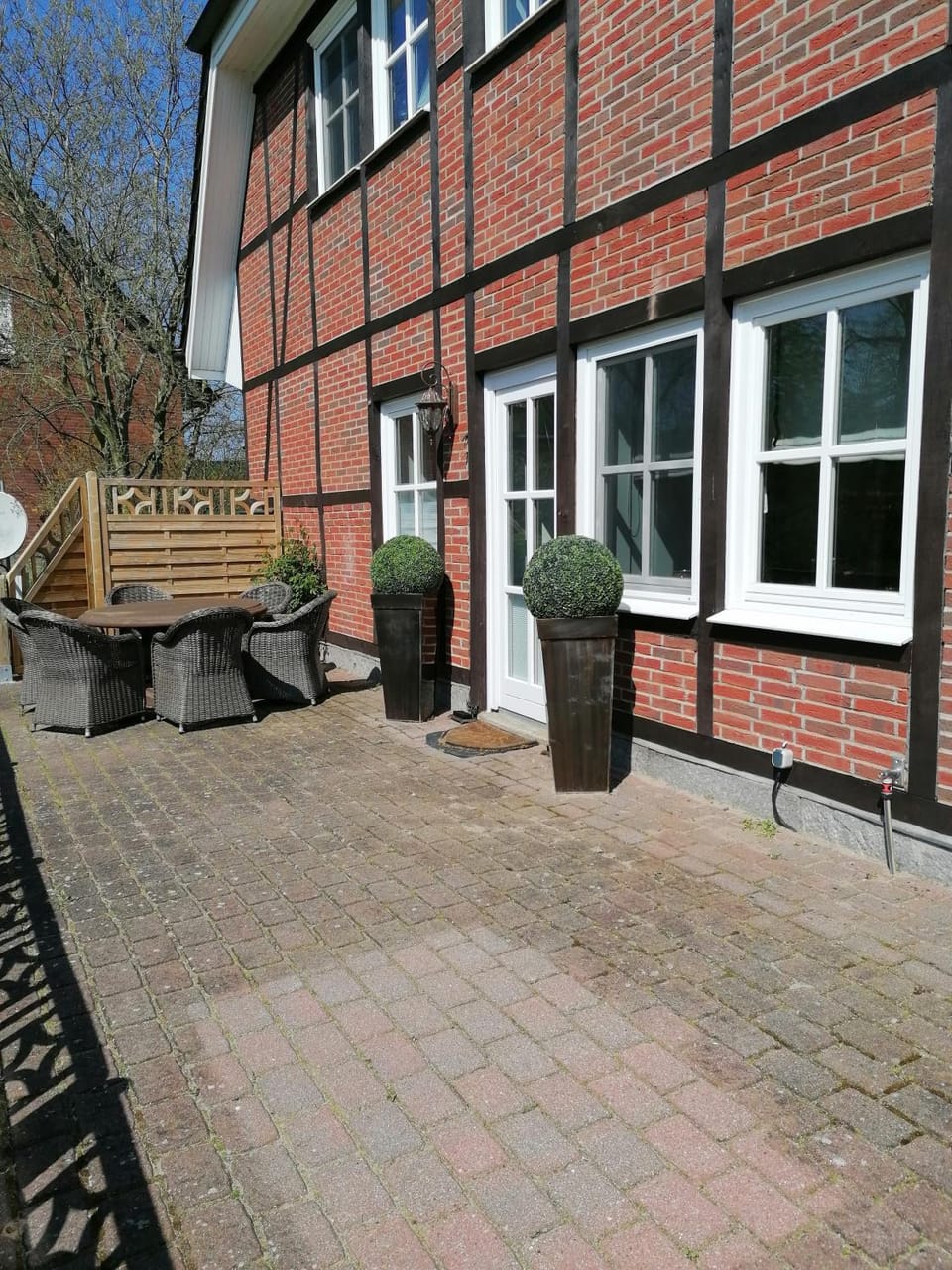 Property building, Balcony/Terrace