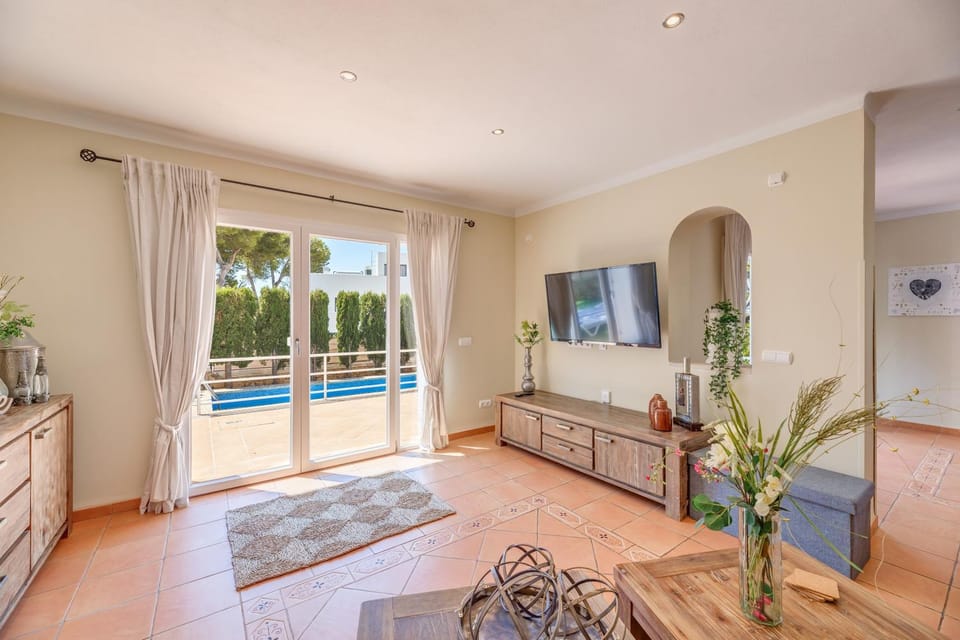 Property building, Living room