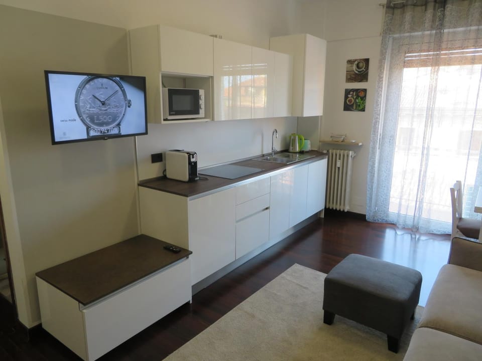 TV and multimedia, Kitchen or kitchenette