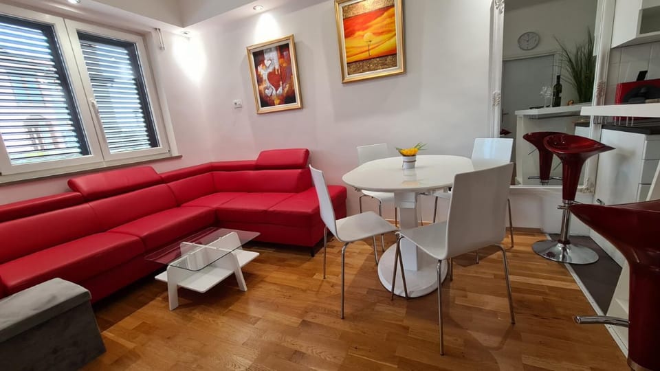 D&D Izola apartments Apartment in Slovenia