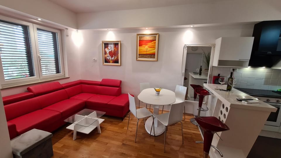 D&D Izola apartments Apartment in Slovenia