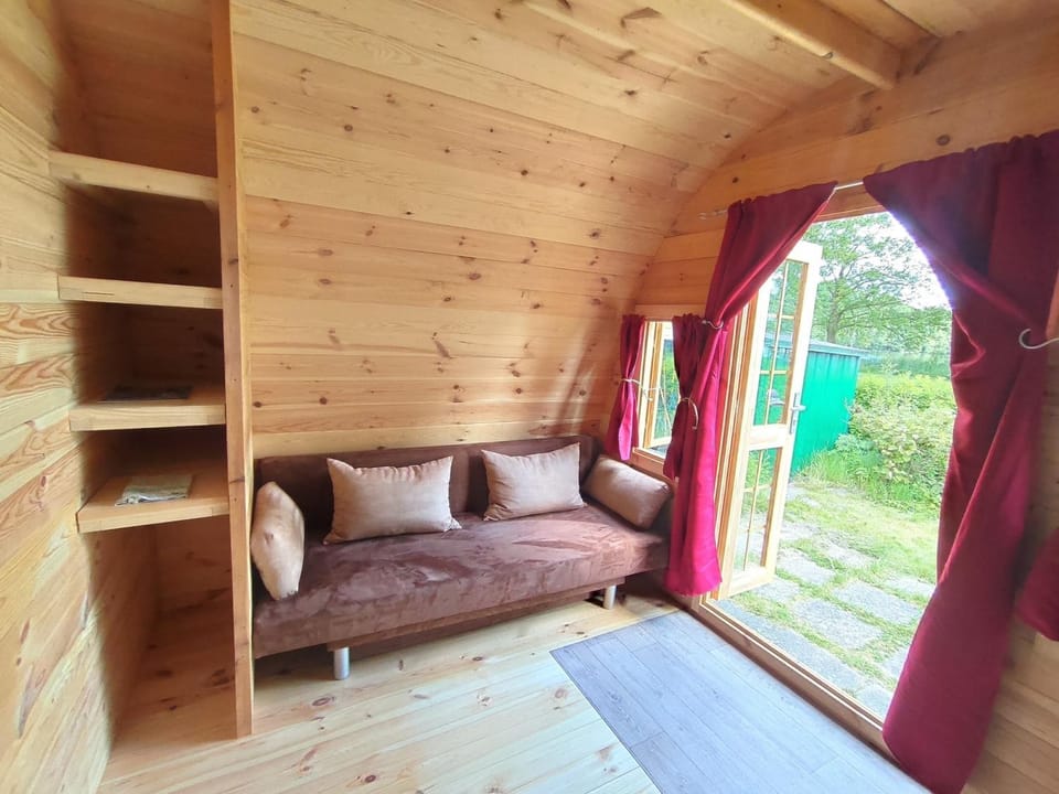Glamping POD am See House in Schleswig-Holstein