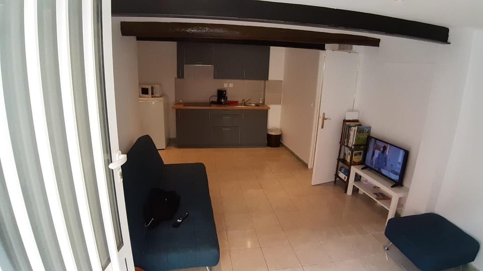 CAP d OSNE - Appart 40 m2 Climatisé 2mn plage et ville Apartment in Port-Vendres