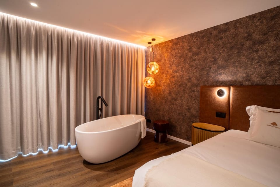 Bed, Bathroom, Bedroom, Bath
