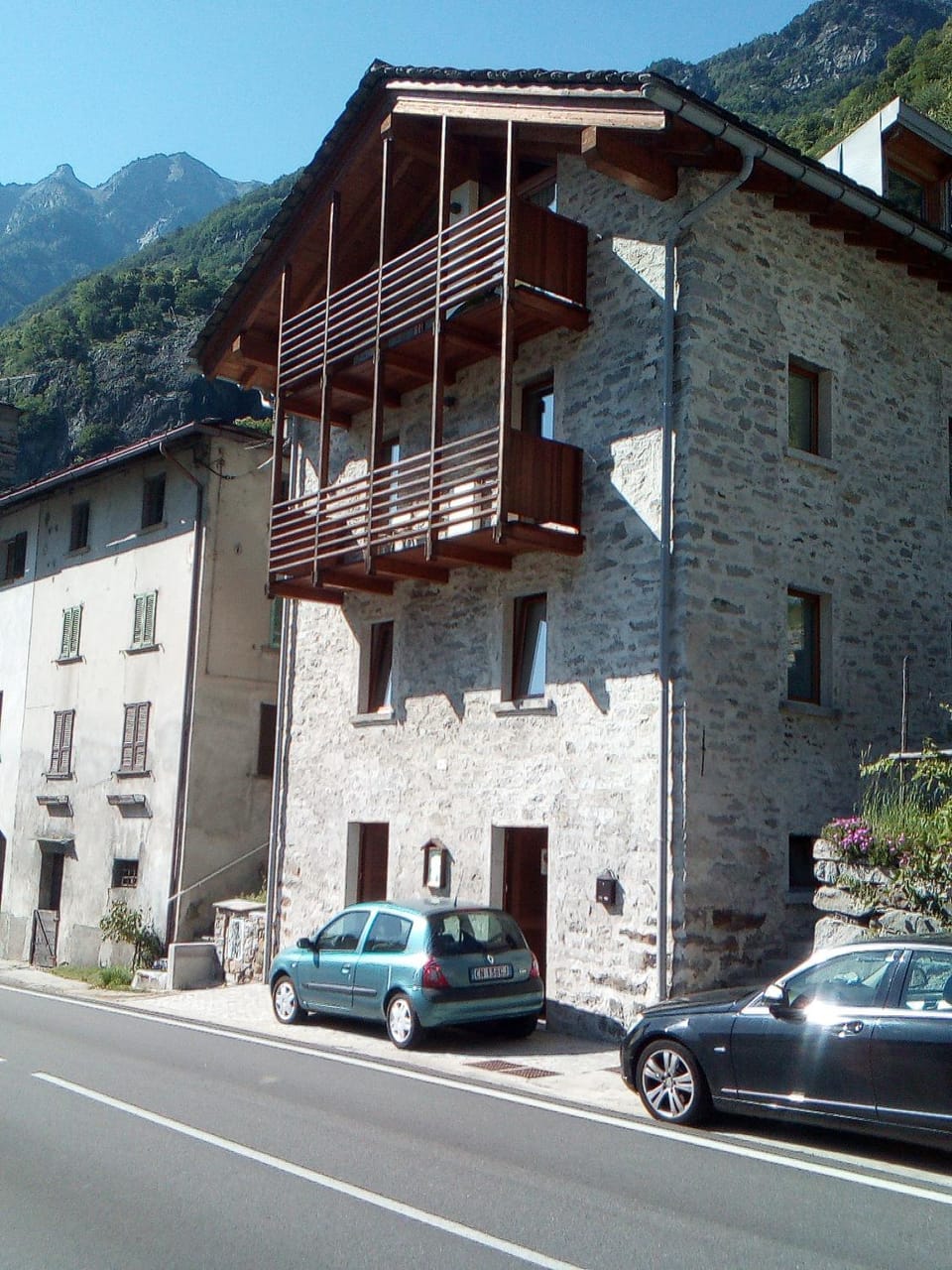 Property building, Facade/entrance, Summer