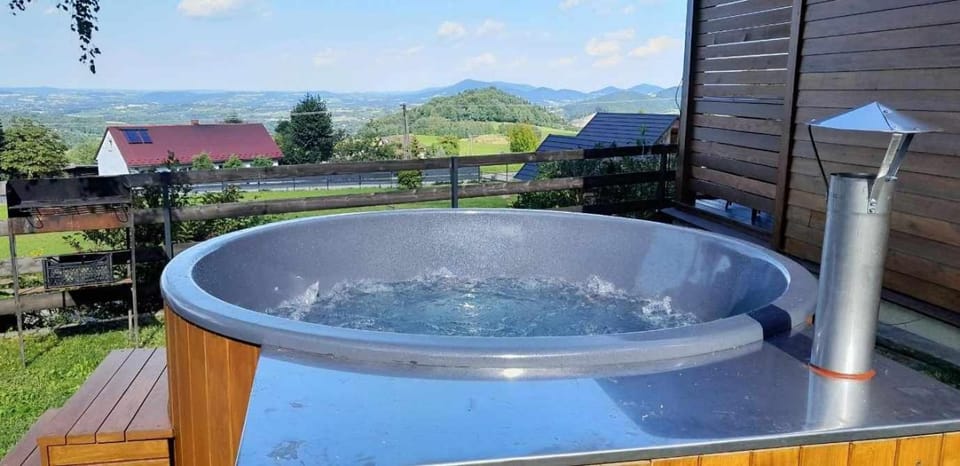 Natural landscape, Hot Tub, Mountain view