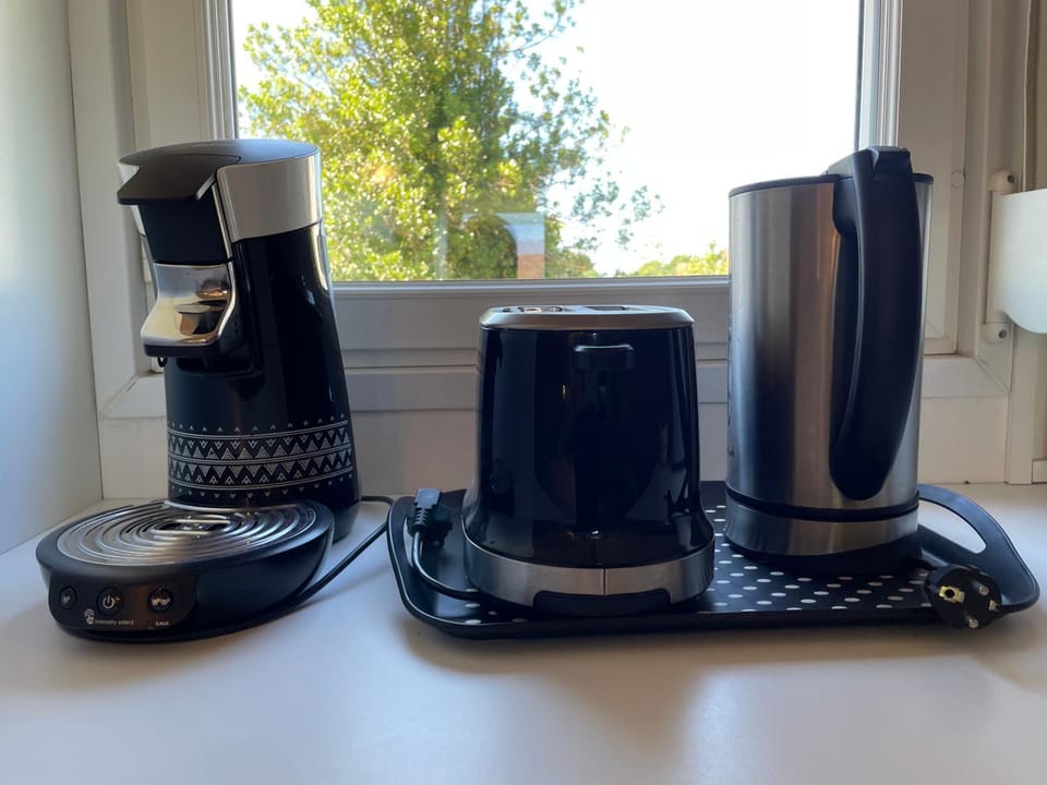 Coffee/tea facilities