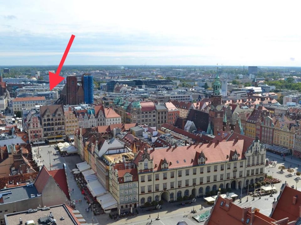 Main Street Apartment - Old Town Apartment in Wroclaw