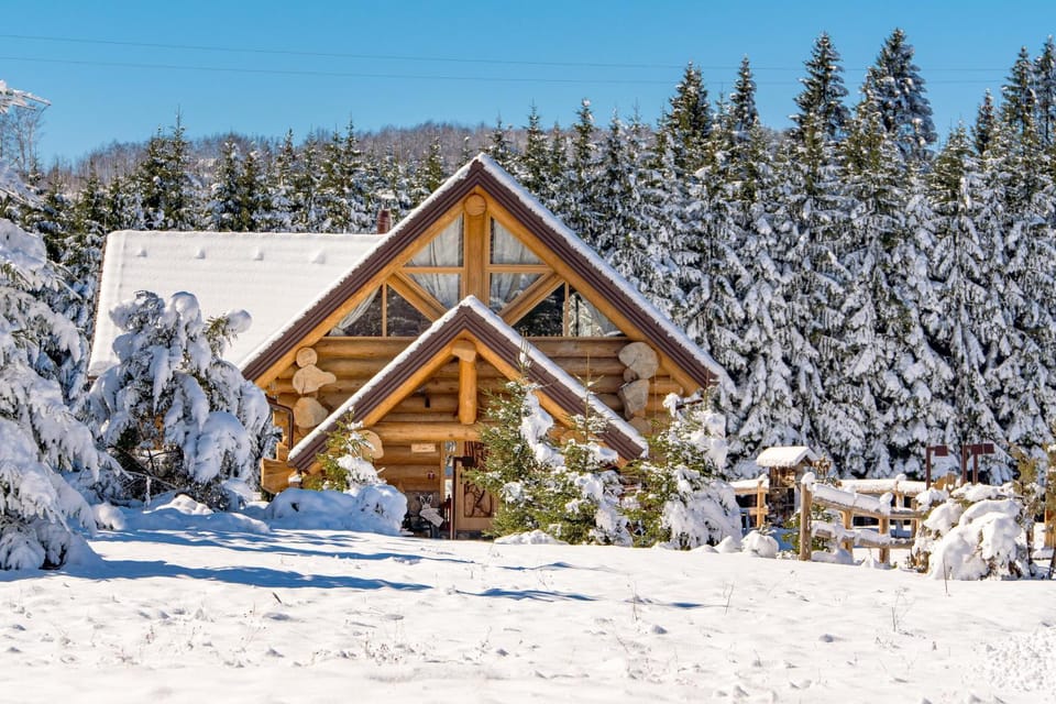 KRALJICA ŠUME - Divjake Log Home Chalet in Primorje-Gorski Kotar County