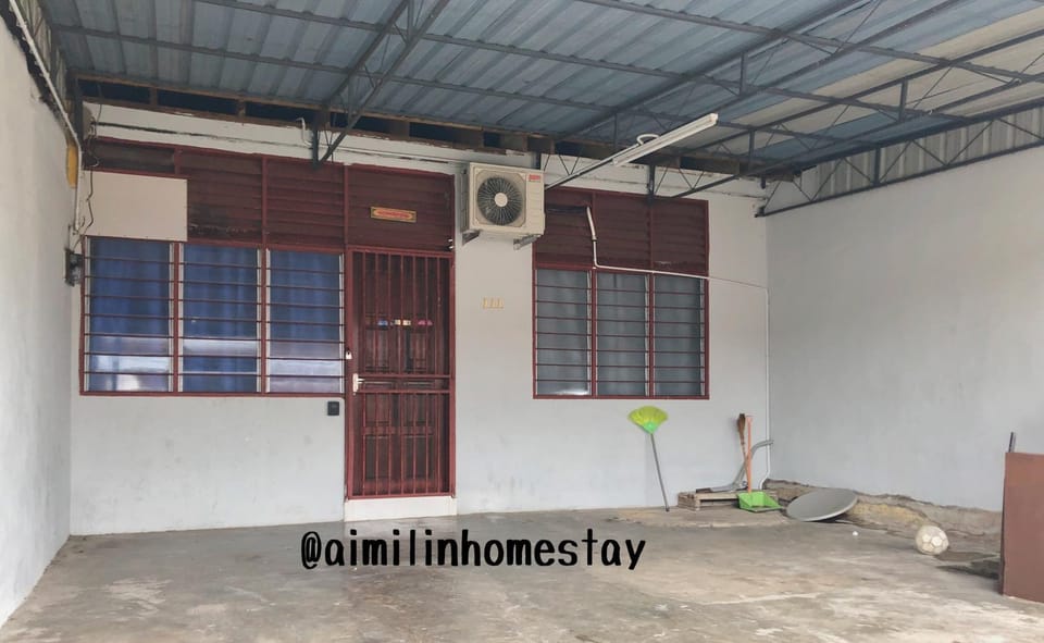 Facade/entrance, Property logo or sign
